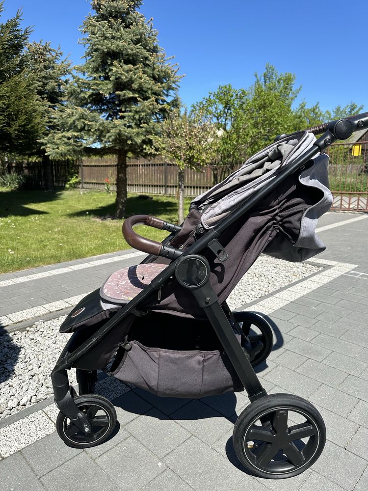 Wózek spacerowy Baby design Look Air