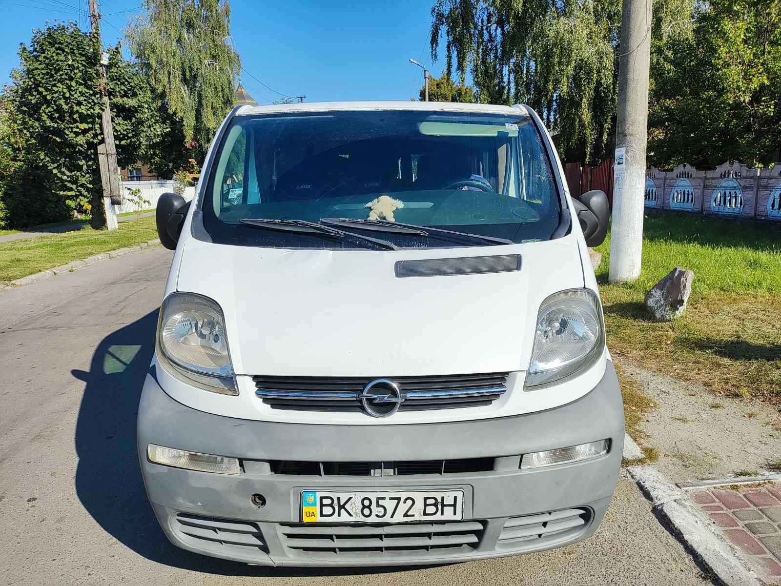 Opel Vivaro 2006