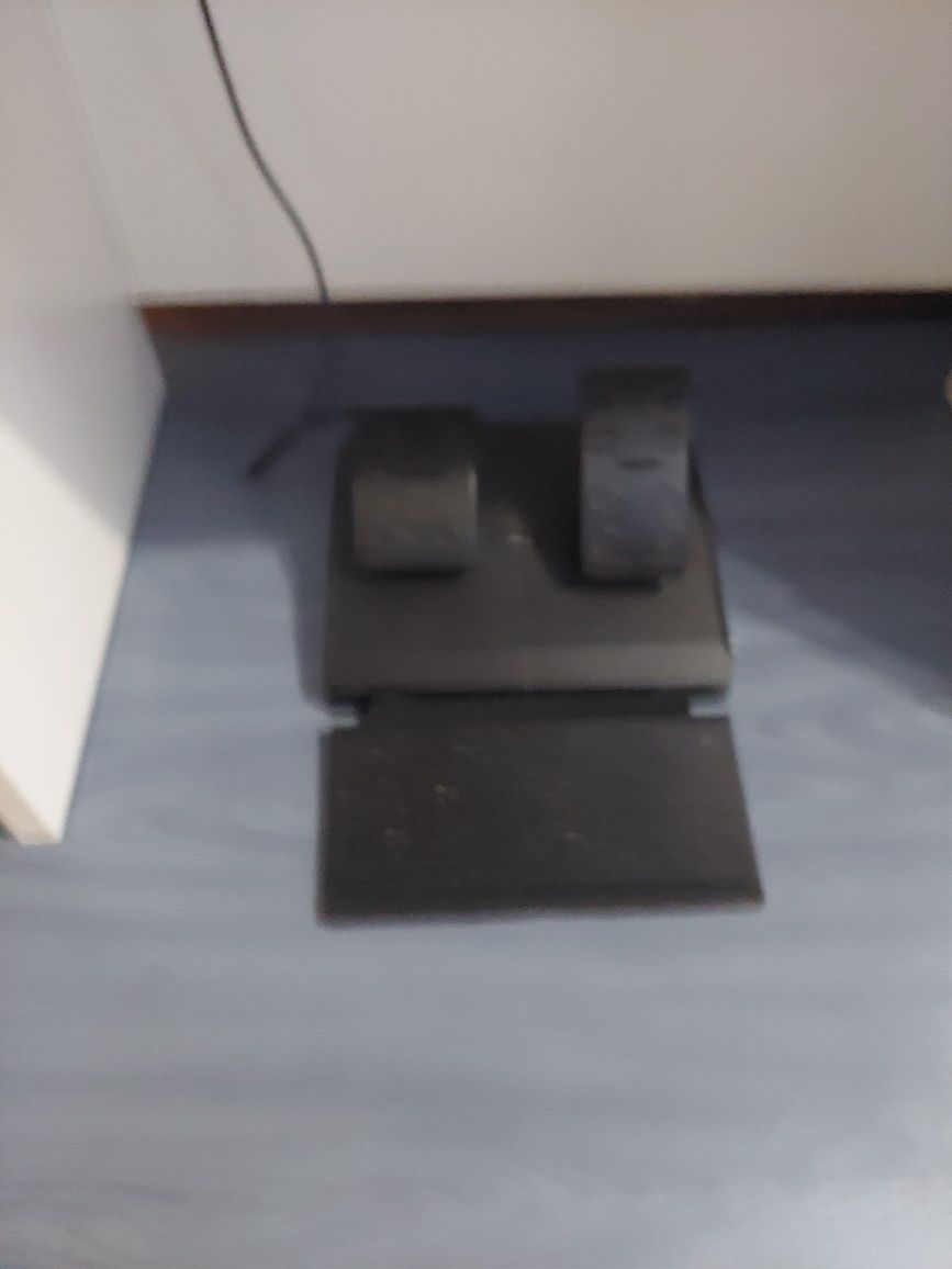 Volante ps4-ps3 em mt bom estado