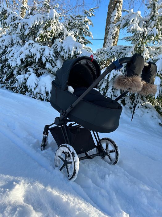 Cybex Priam 2.0 Black Matt