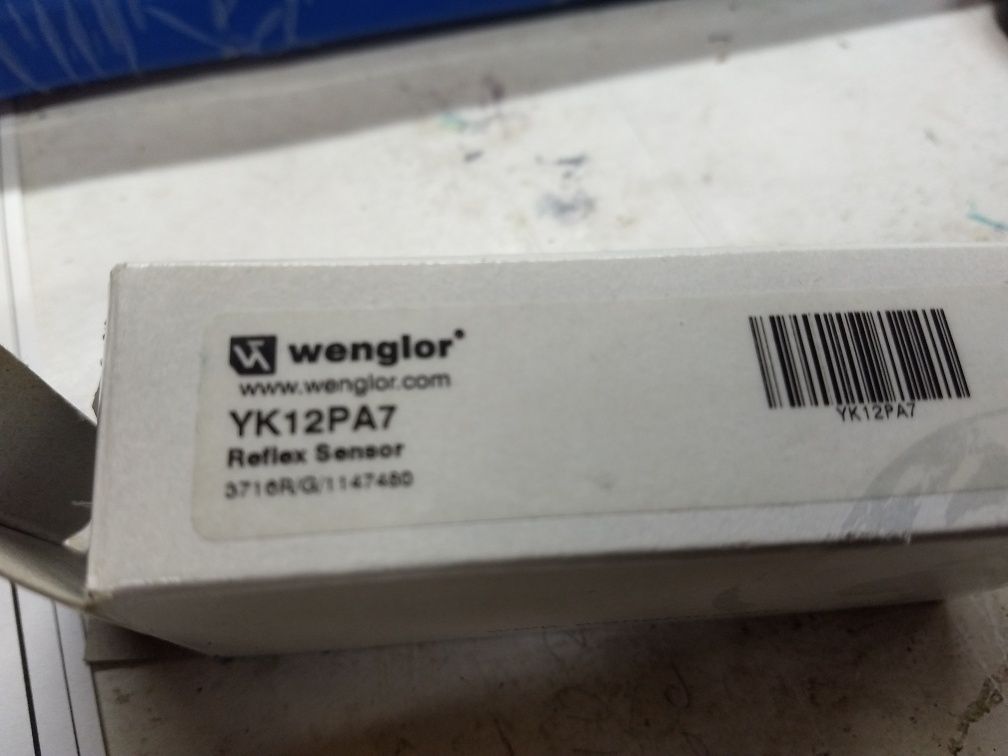 Продам лазерний оптичний датчик Wenglor YK12PA7