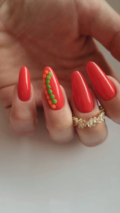 Stylizacja paznokci, paznokcie żelowe, hybryda