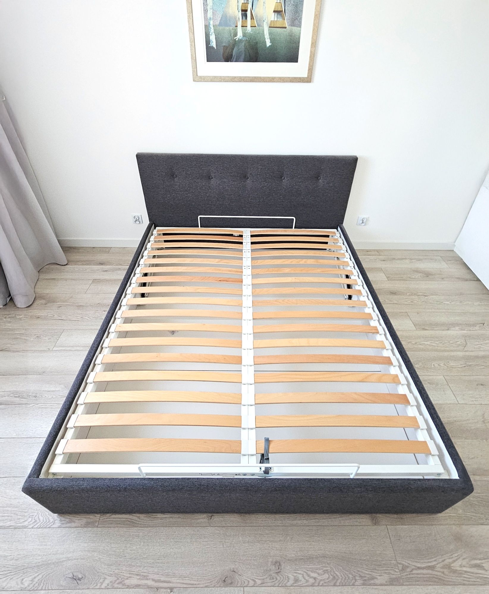 Łóżko IKEA BJÖRBEKK z pojemnikiem – 160x200 cm, stan idealny!