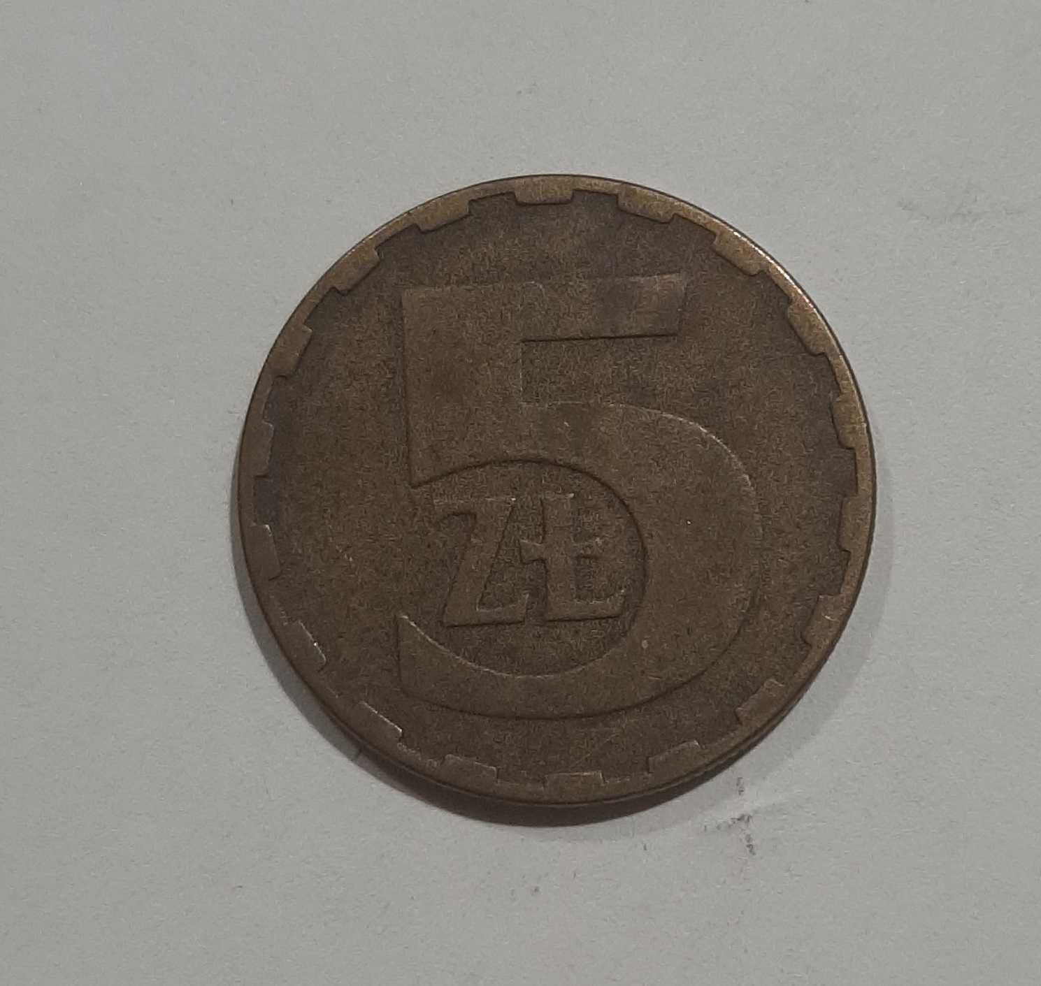 Moneta Polska PRL 5 złote 1982 r. Mosiądz.