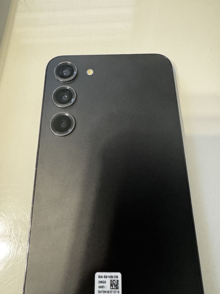 Samsung S23 plus