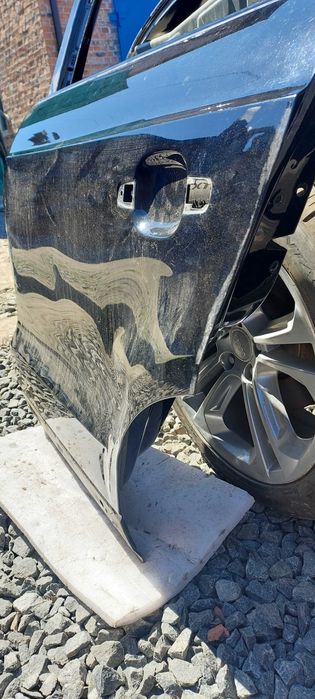 Audi Q3 8U 2015-2018 Двері ліві передні задні LY9B