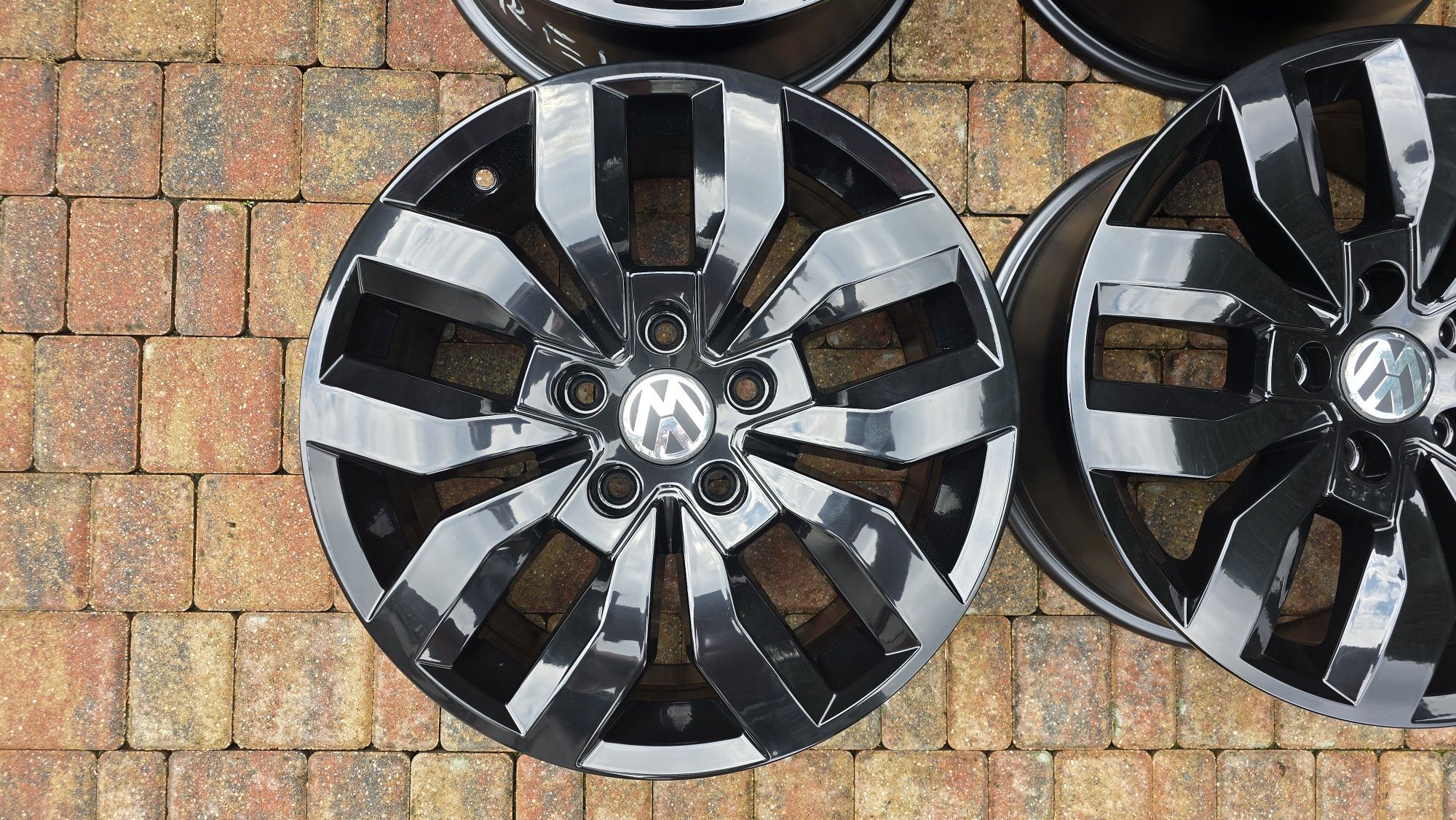Komplet felg felgi 17"Vw Multivan Transporter T5 T6 amarok