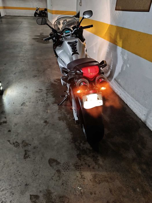 Yamaha Fazer 600 (FZS 600) de 2004