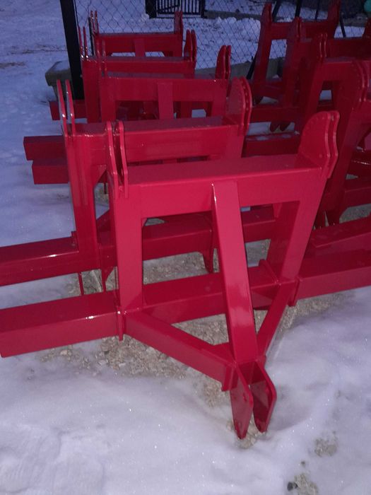 Rama proszkowo malowana głębosz  nowy 1/3 pazur nowa do ciągnika