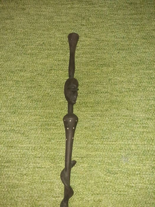 Bengala africana de madeira