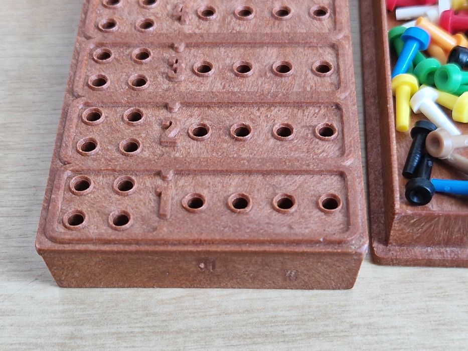 Mini Mastermind Gra turystyczna PRL lata 90 Invicta KWA MASTER MIND