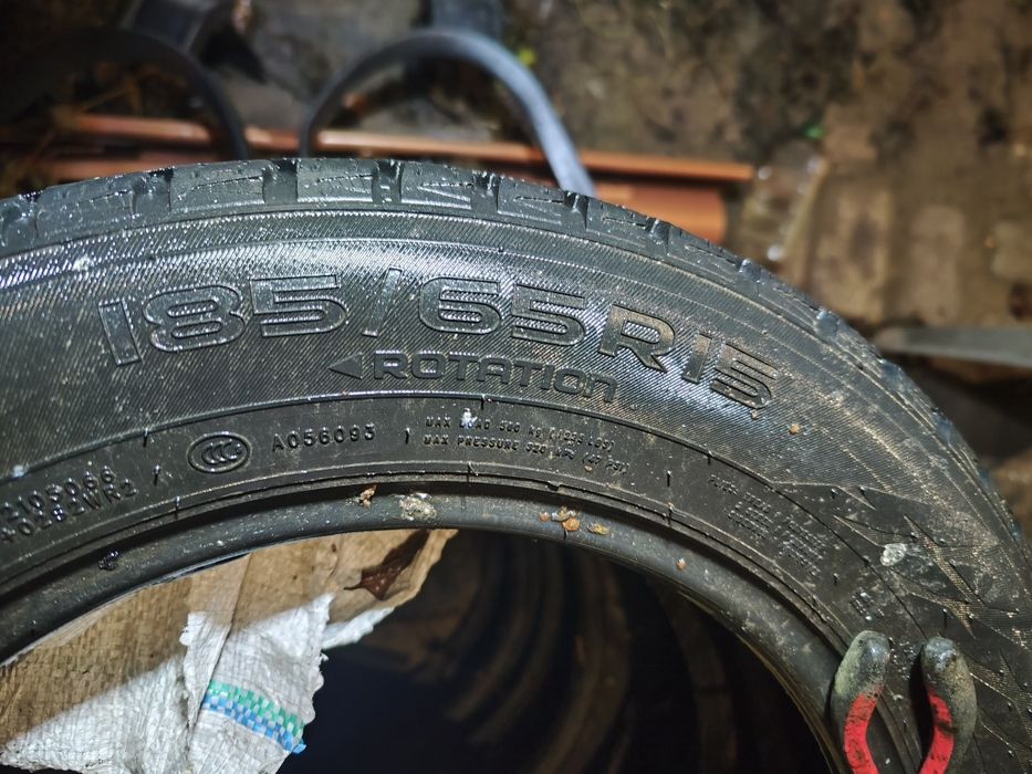 Зимние шины 185/65/15