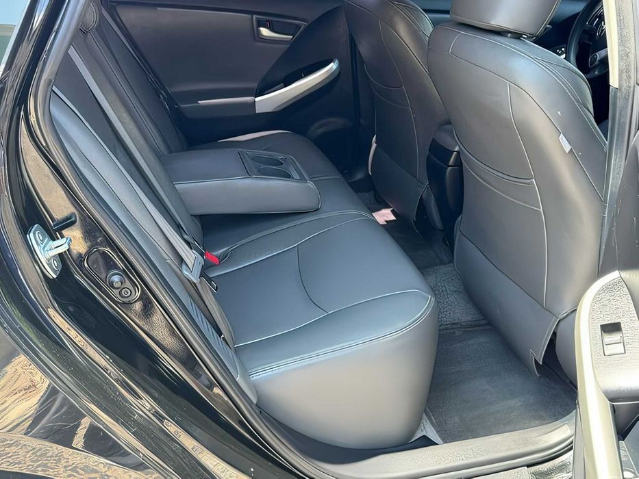 Toyota Prius      2014