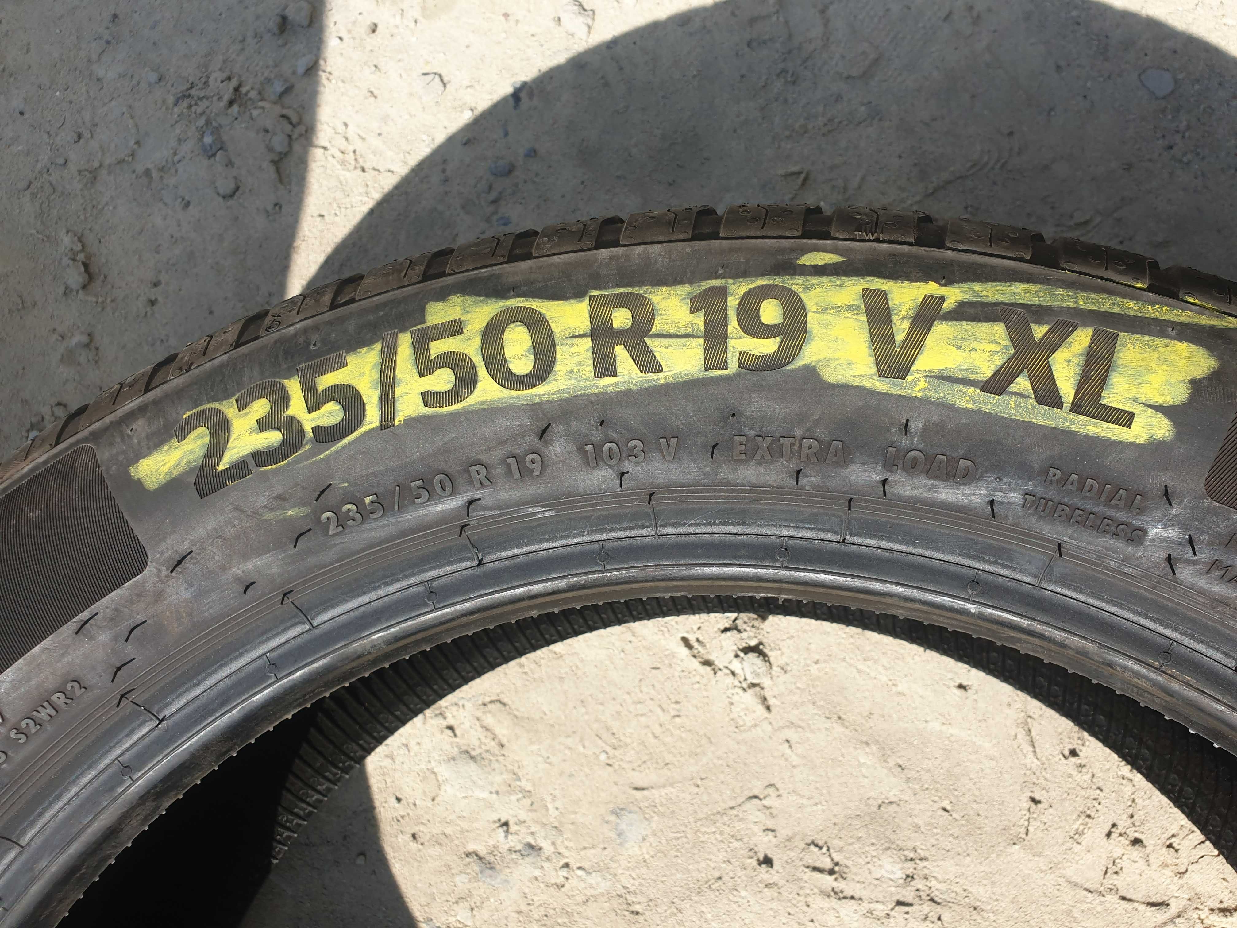 C001 Шини 2шт 235/50 R19 103V Continental EcoContact6.