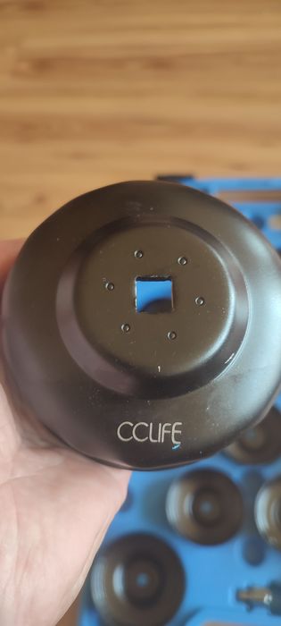 Zestaw kluczy do filtrów