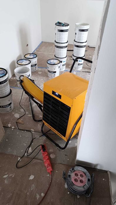 Osuszacz/wentylator/nagrzewnica wynajem Master 50l/doba