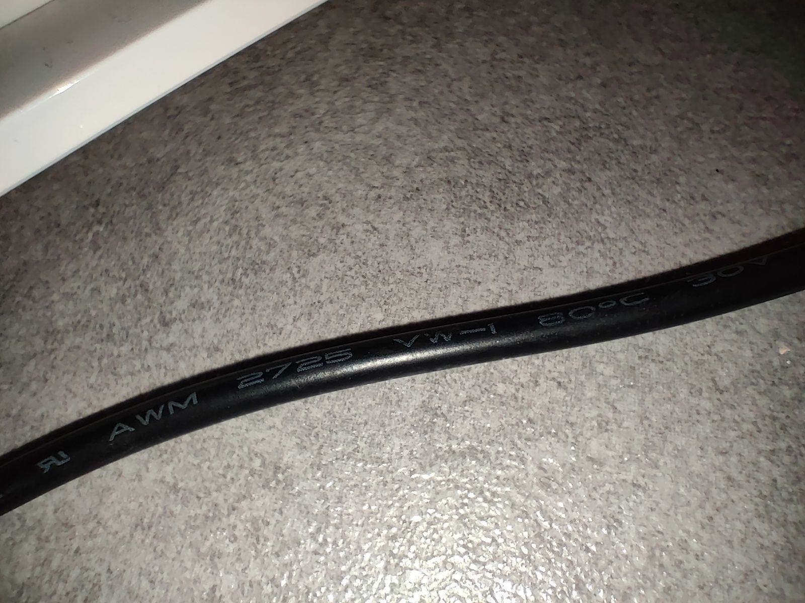 Kabel USB do starszych aparatów cyfrowych