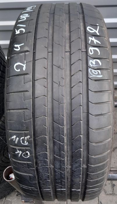 245/40/19 Pirelli P Zero MO PZ4 98Y