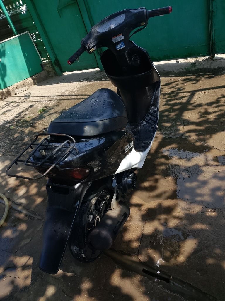 Продам Хонду дио 34