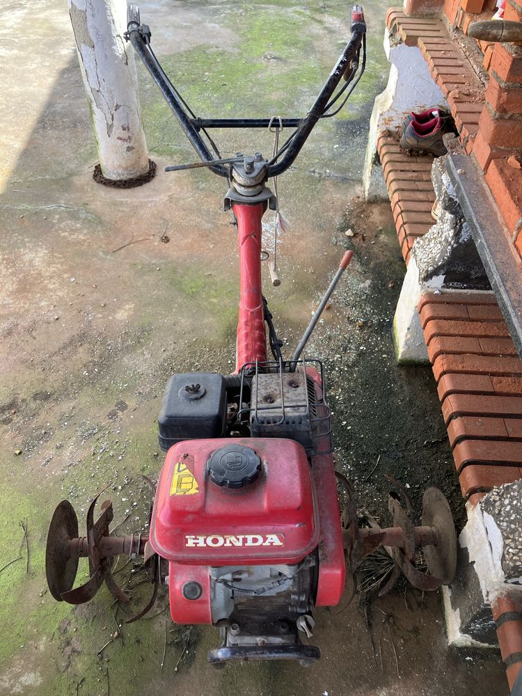 Trator de Fresa Honda F360