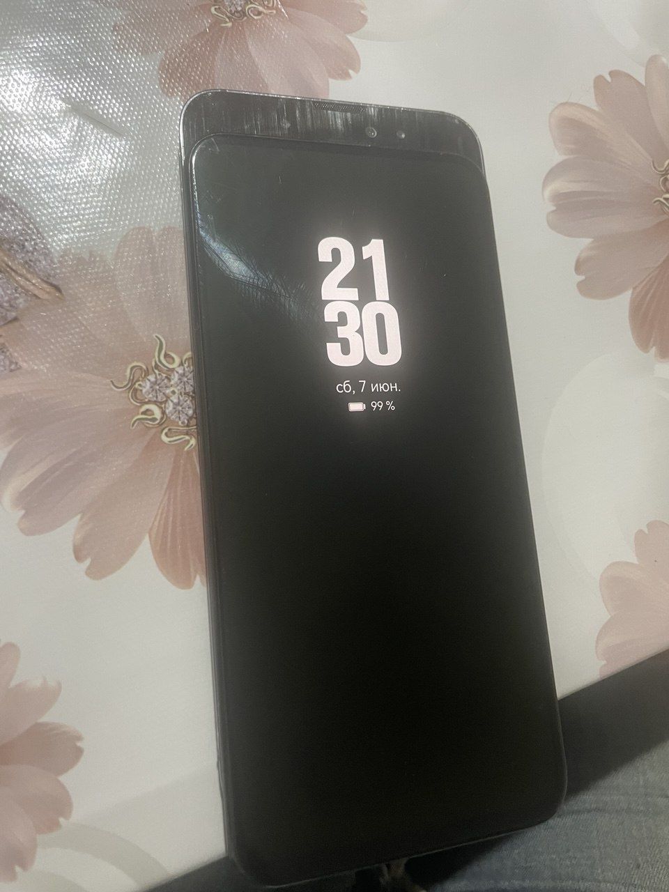 Продам Honor magic2