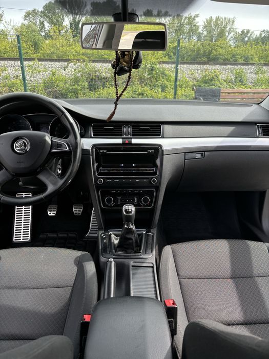 Skoda Superb 2014 1.8