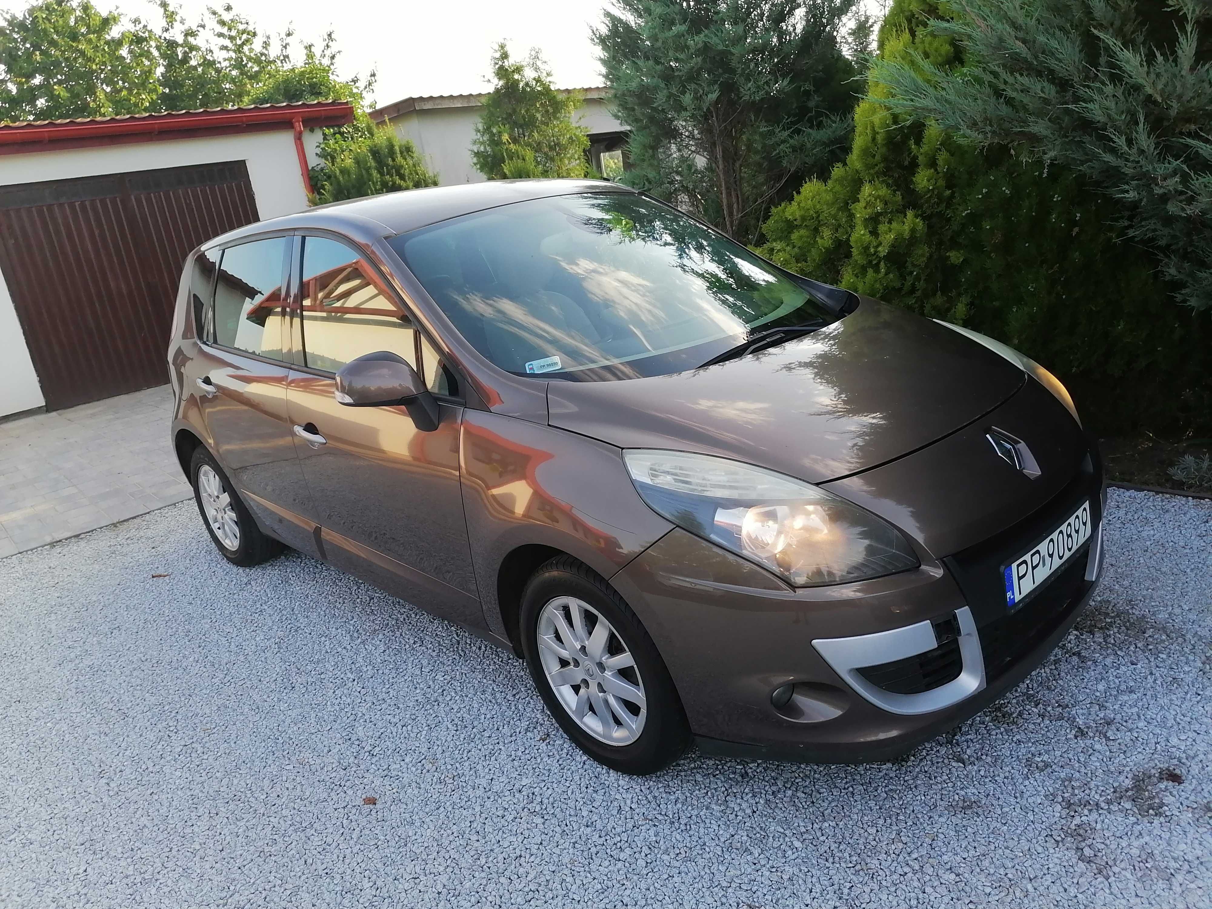 Renault Scenic 1,4 Expression Jasne wnętrze .Niski przebieg. Salon PL