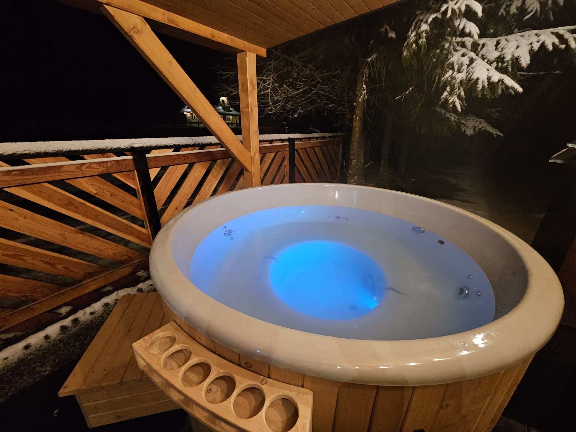 Domek z jacuzzi w górach na wyłączność z kominkiem wakacje noclegi