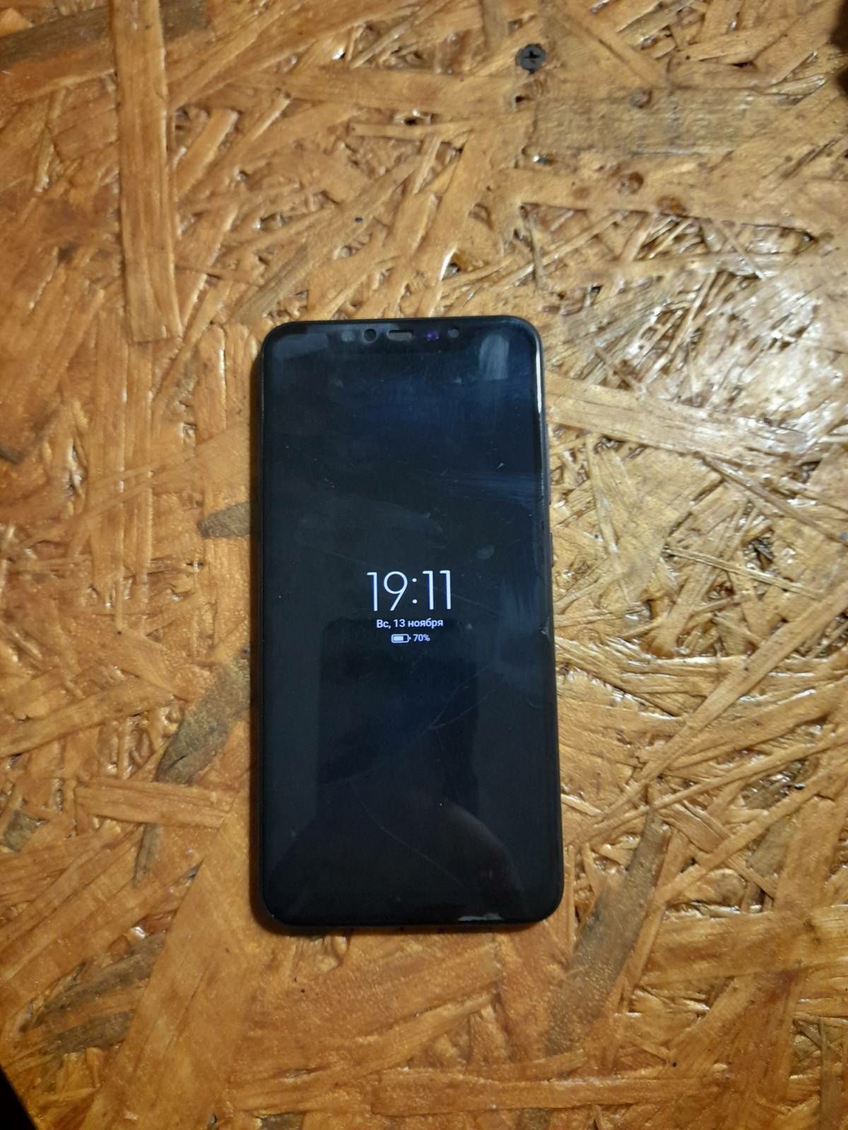 Продам телефон Xiaomi mi 8 6/128