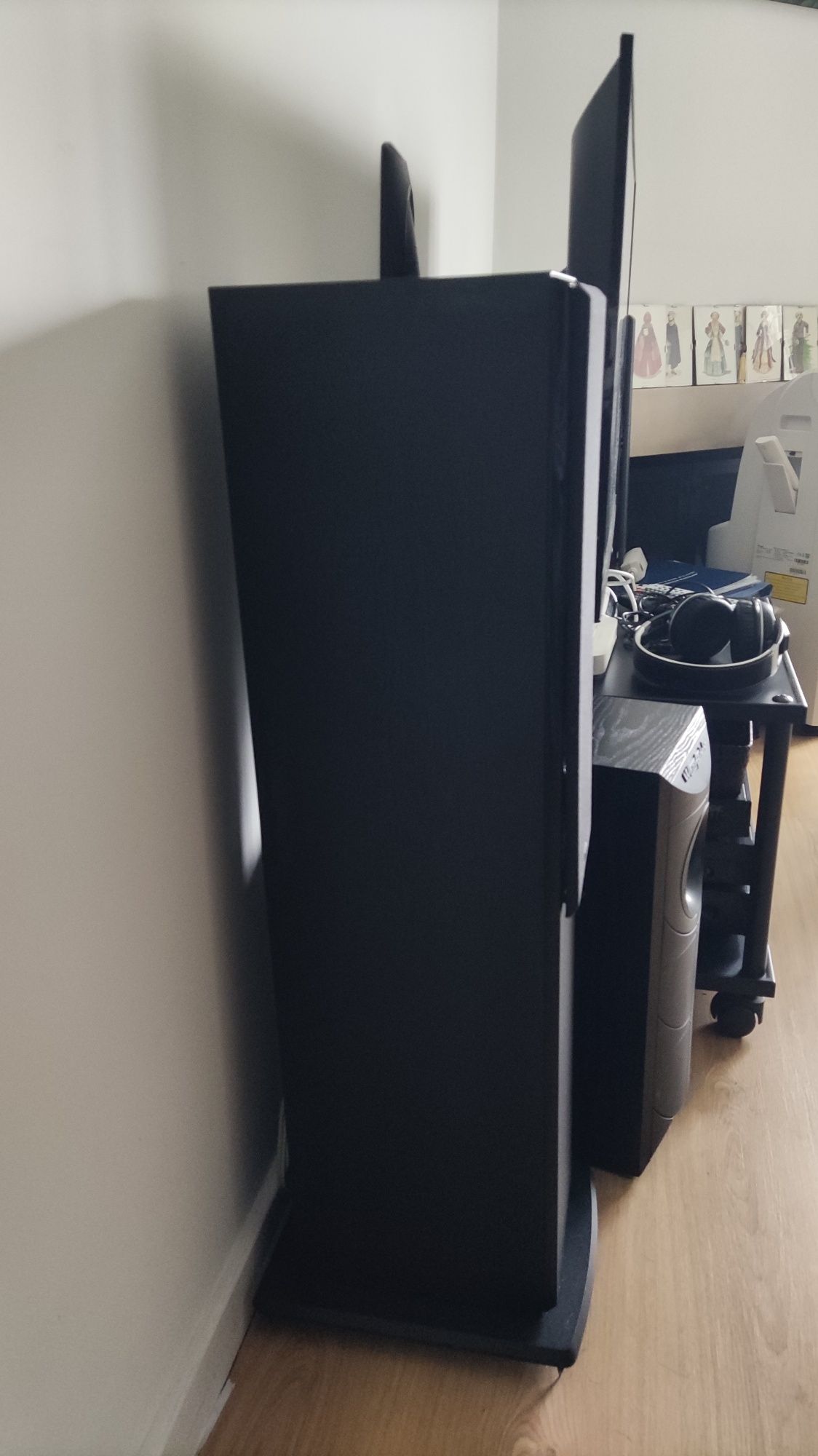 Par de colunas Hi Fi Kef C5 com Sub bass Wharfedale