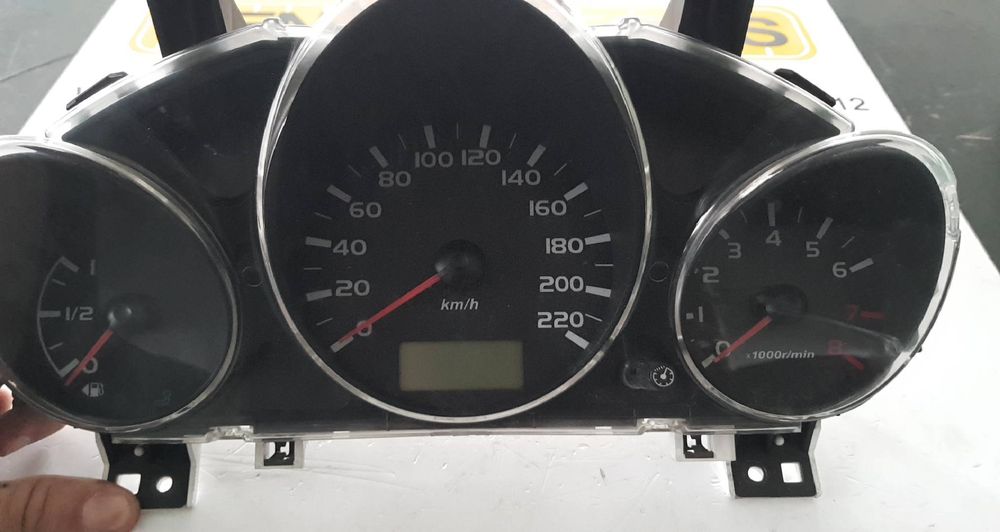 Quadrante / painel de instrumentos MITSUBISHI Colt VI (Z3_A, Z2_A)