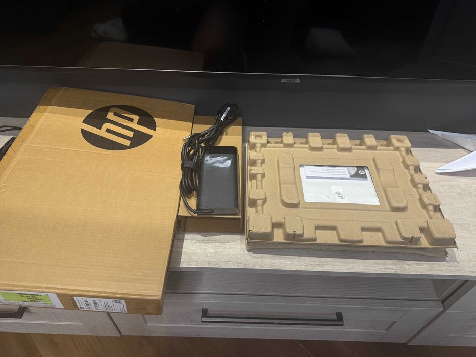 новий HP ZBook Fury 16 G11 (AM192UP) i9/32GB/2TB/RTX 4000 Ada