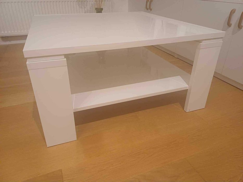 Stolik biały połysk do salonu