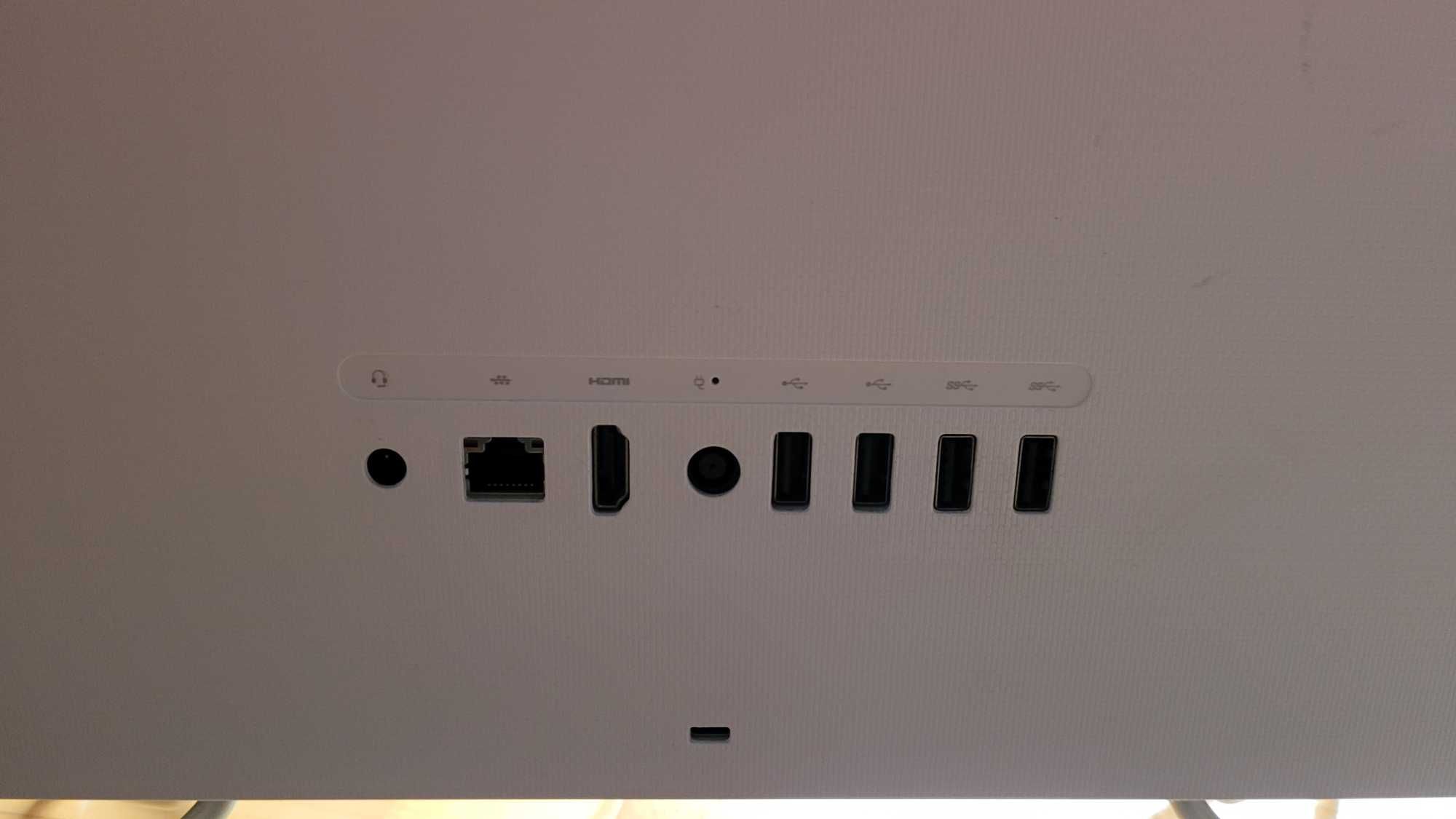 HP AIO 23,8" CPU i3-10100T 8/256GB W11