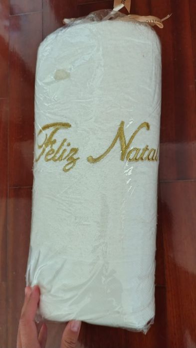 Toalha de banho bordada