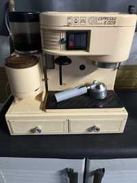 Maquina de cafe com moinho