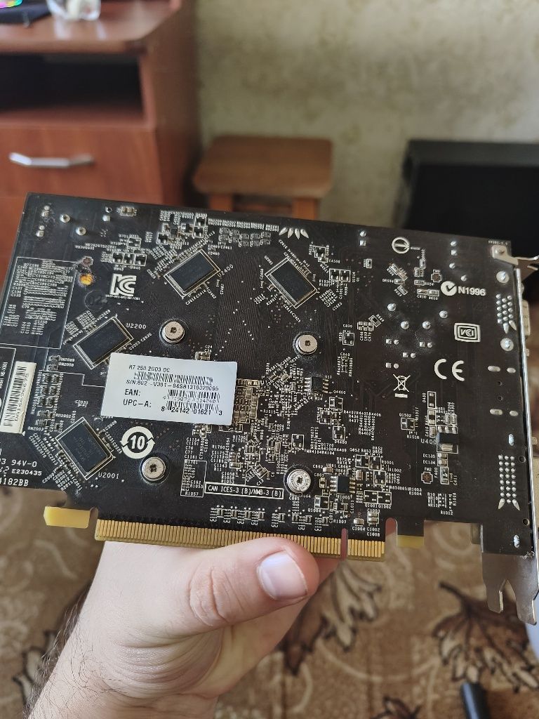 Видеокарта R7 250 2GB GDDR3.