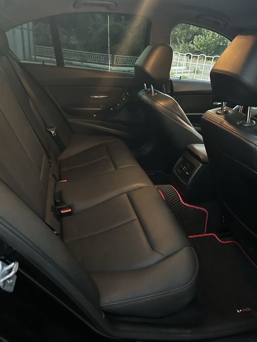 Продам BMW F30 2.0 дизель