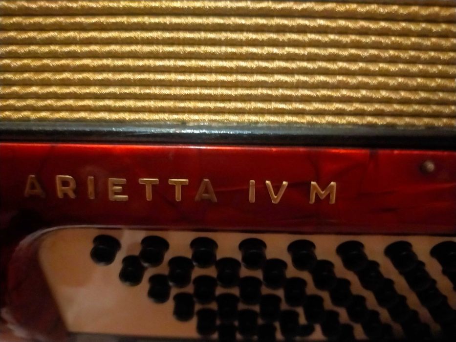 Akordeon hohner arietta IVm