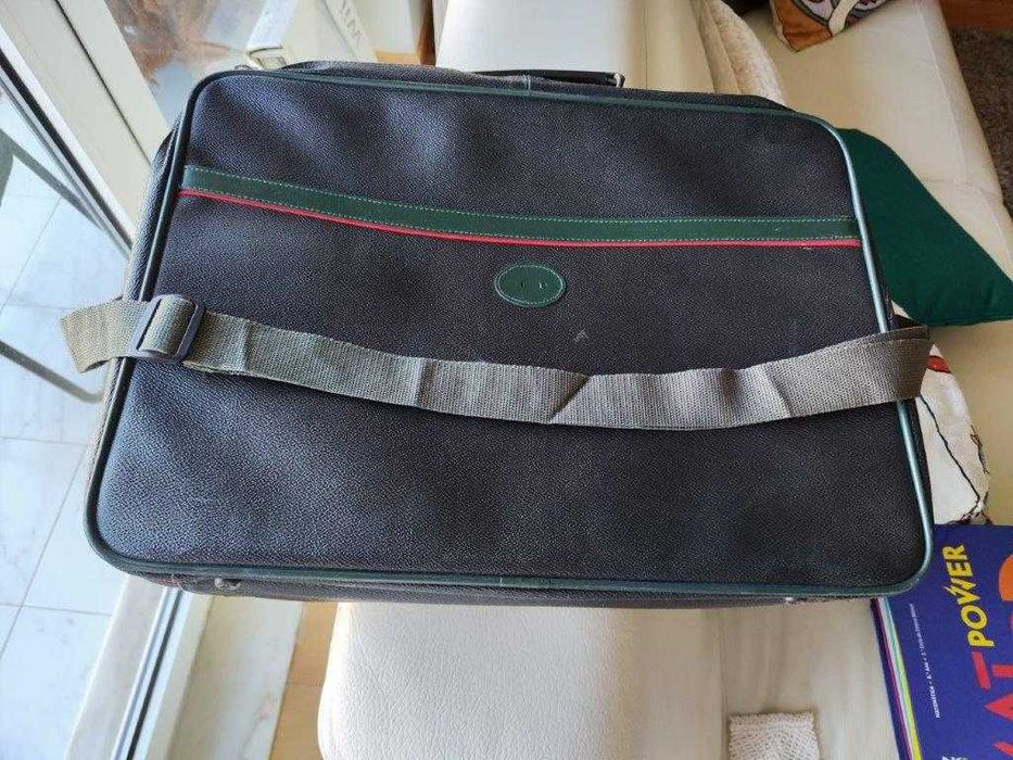 Mala estilo academia militar