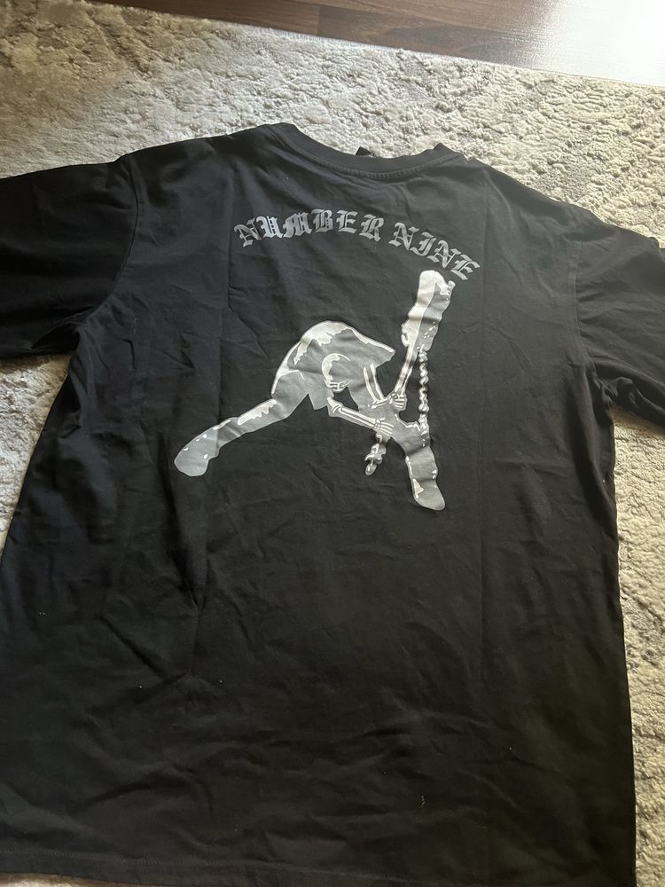 Number nine double skull the clash