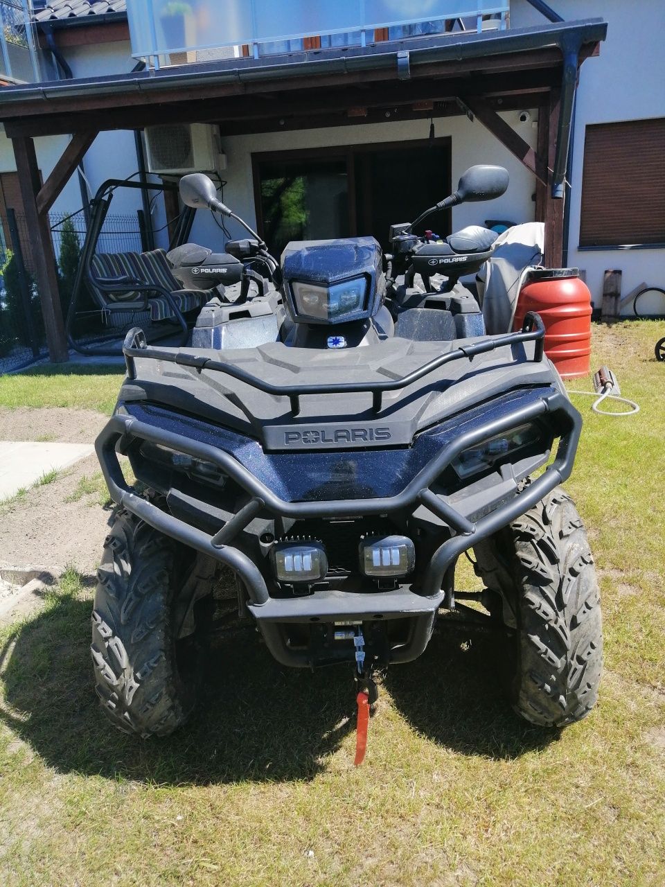 Quad Polaris 570