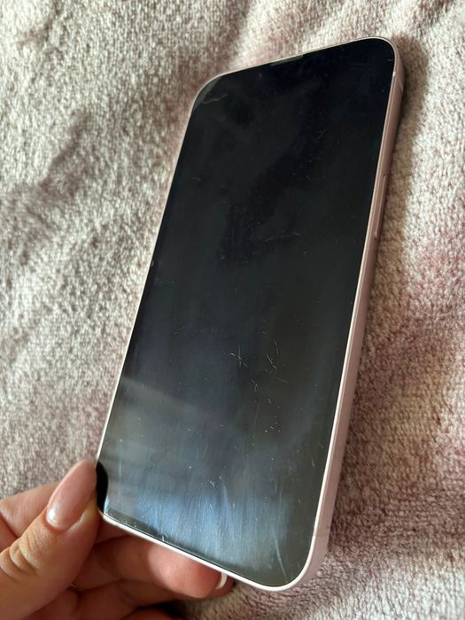 iPhone 13 128gb różowy
