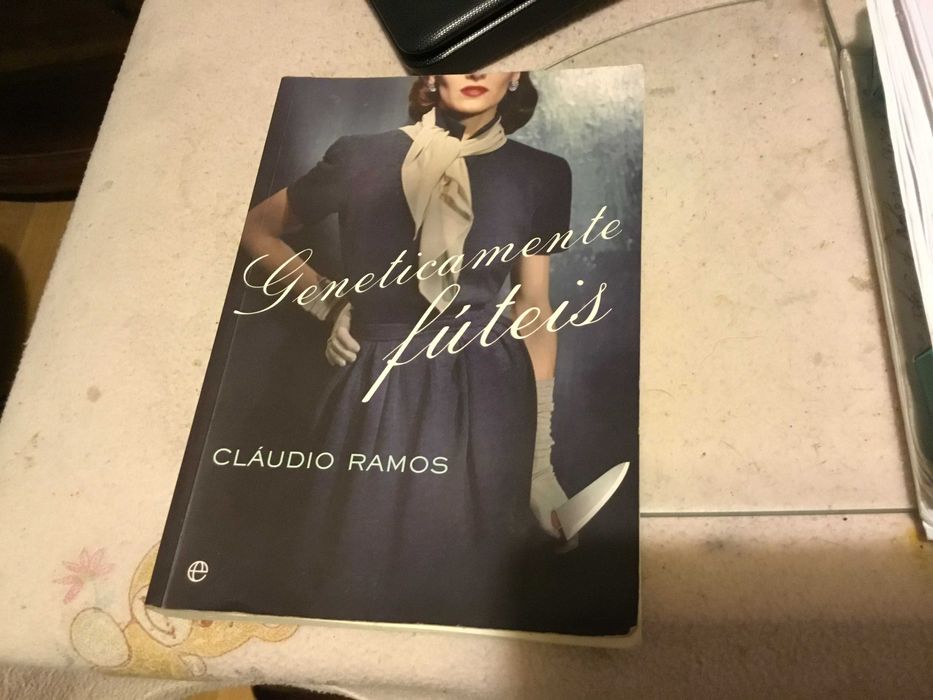 Livro Geneticamente Fúteis