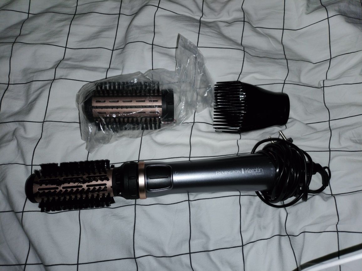 Lokówko suszarka obrotowa Remington AS8811 Keratin Protect