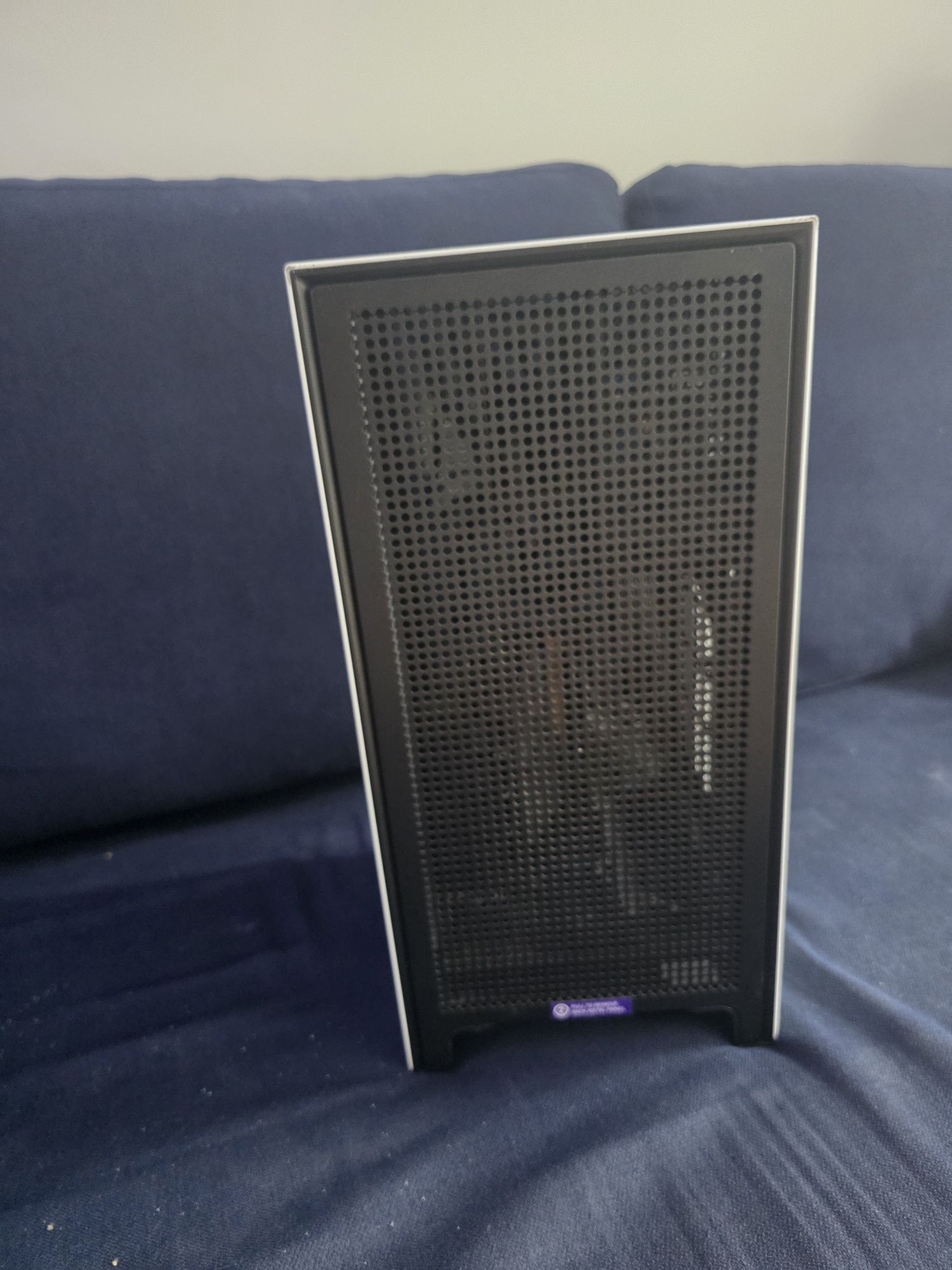 Obudowa SFF NZXT H1, zasilacz, AiO, riser