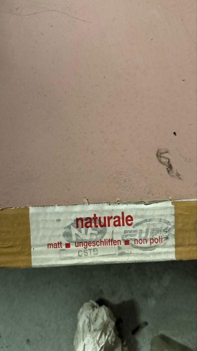 Płytki gresowe różowe 30x30