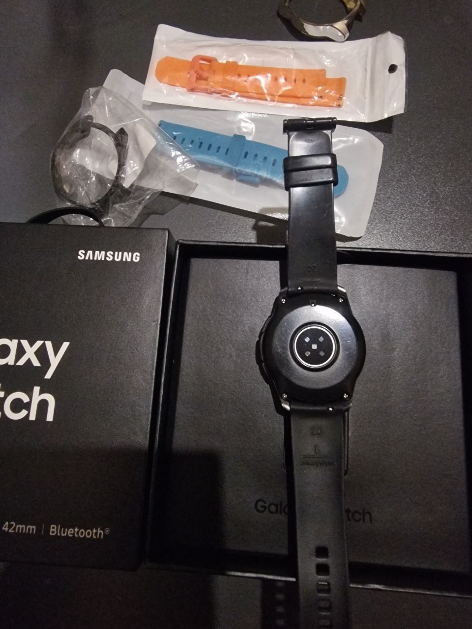 Не срочно Samsung galaxy watch 42mm sm-r810 midnight black