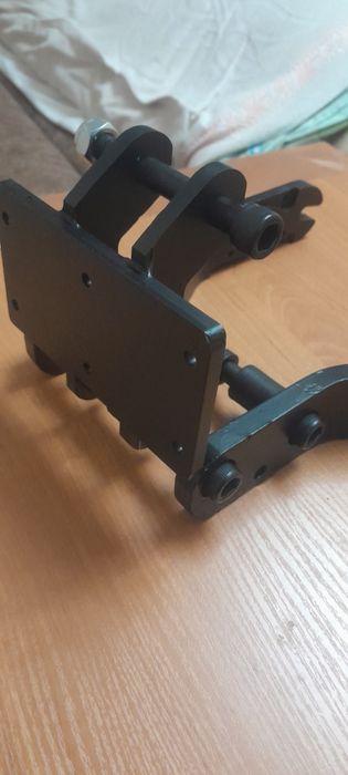 Задняя подвескс и пневмоамортизатор