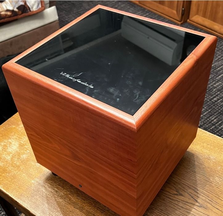 SUBWOOFER  Wharfedale PowerCube 8+